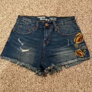 Hippie Laundry mid rise shortie flower shorts